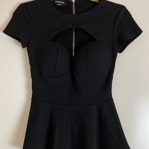 Bebe women’s black top XS sweetheart cut w/sleeves